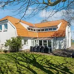 Holiday Home Gammelbrovej * Årøsund